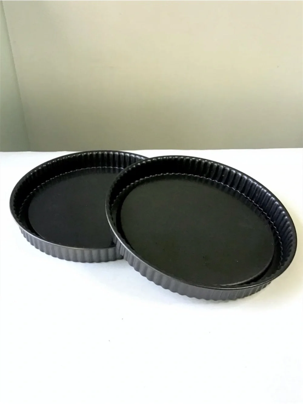 The Pampered Chef Torte Tart Quiche Pans 10” Round Fluted Non-Stick Set of 2